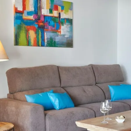 Villa Casa Petra Peaceful & Private, Sea Views, Pool & Bbq