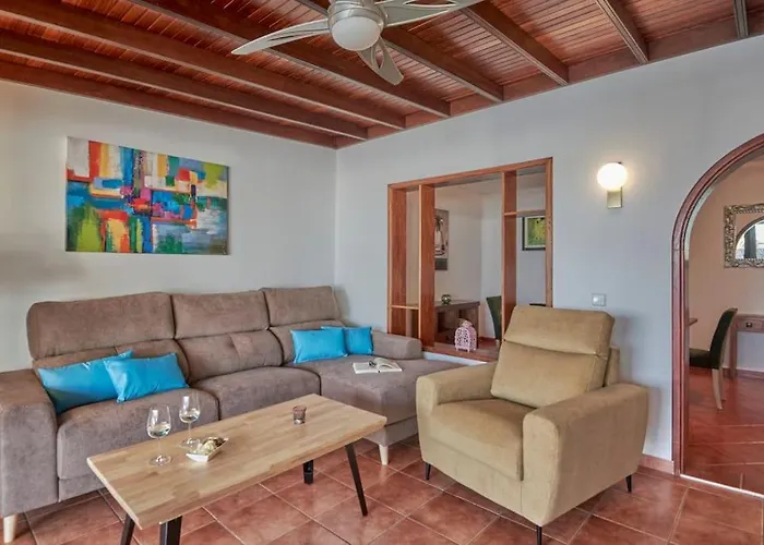 ヴィラ Casa Petra Peaceful & Private, Sea Views, Pool & Bbq プラヤ・ブランカ