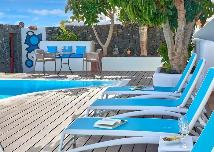 ヴィラ Casa Petra Peaceful & Private, Sea Views, Pool & Bbq *