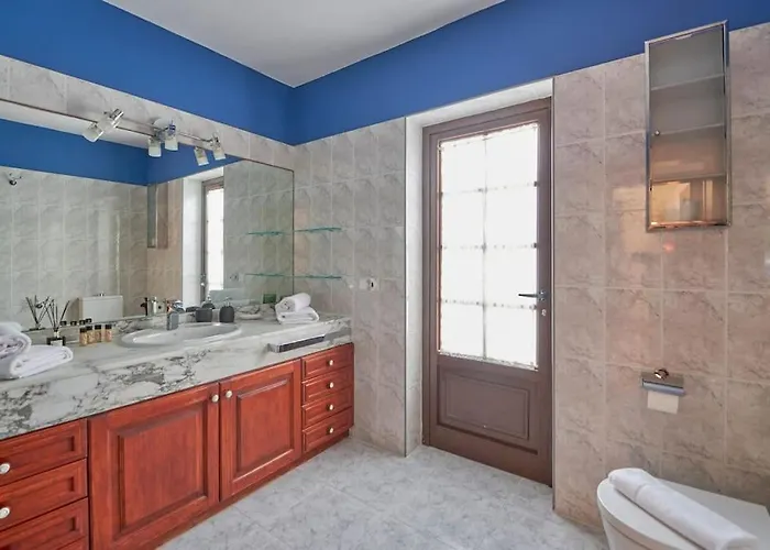 Casa Petra Peaceful & Private, Sea Views, Pool & Bbq Villa Playa Blanca (Lanzarote)