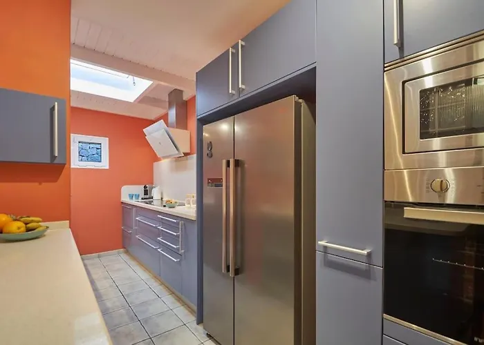 Casa Petra Peaceful & Private, Sea Views, Pool & Bbq Playa Blanca (Lanzarote)