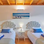Casa Petra Peaceful & Private, Sea Views, Pool & Bbq Playa Blanca (Lanzarote)