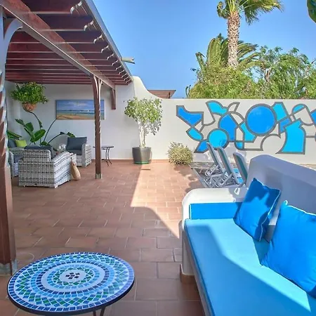 Villa Casa Petra Peaceful & Private, Sea Views, Pool & Bbq Playa Blanca
