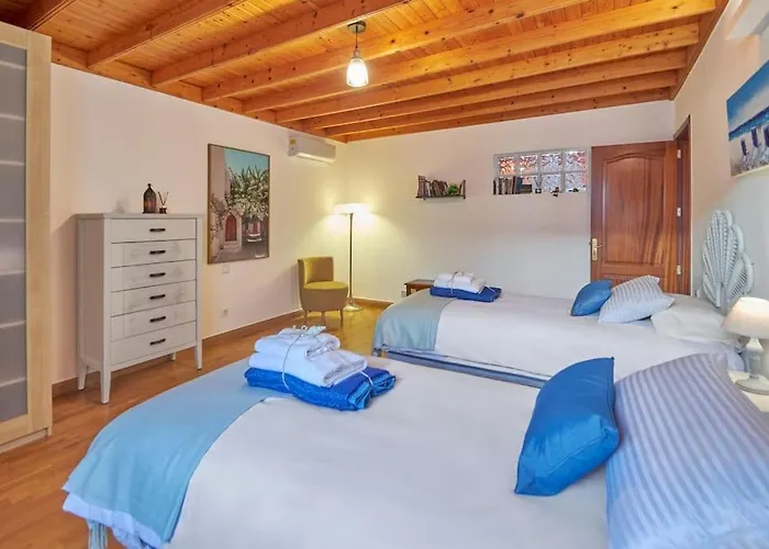 Villa Casa Petra Peaceful & Private, Sea Views, Pool & Bbq Playa Blanca (Lanzarote)